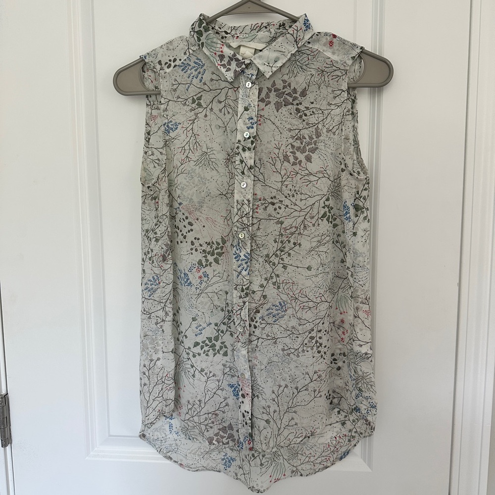 H&M Sheer Floral Sleeveless Button Down Collar Top Size 4